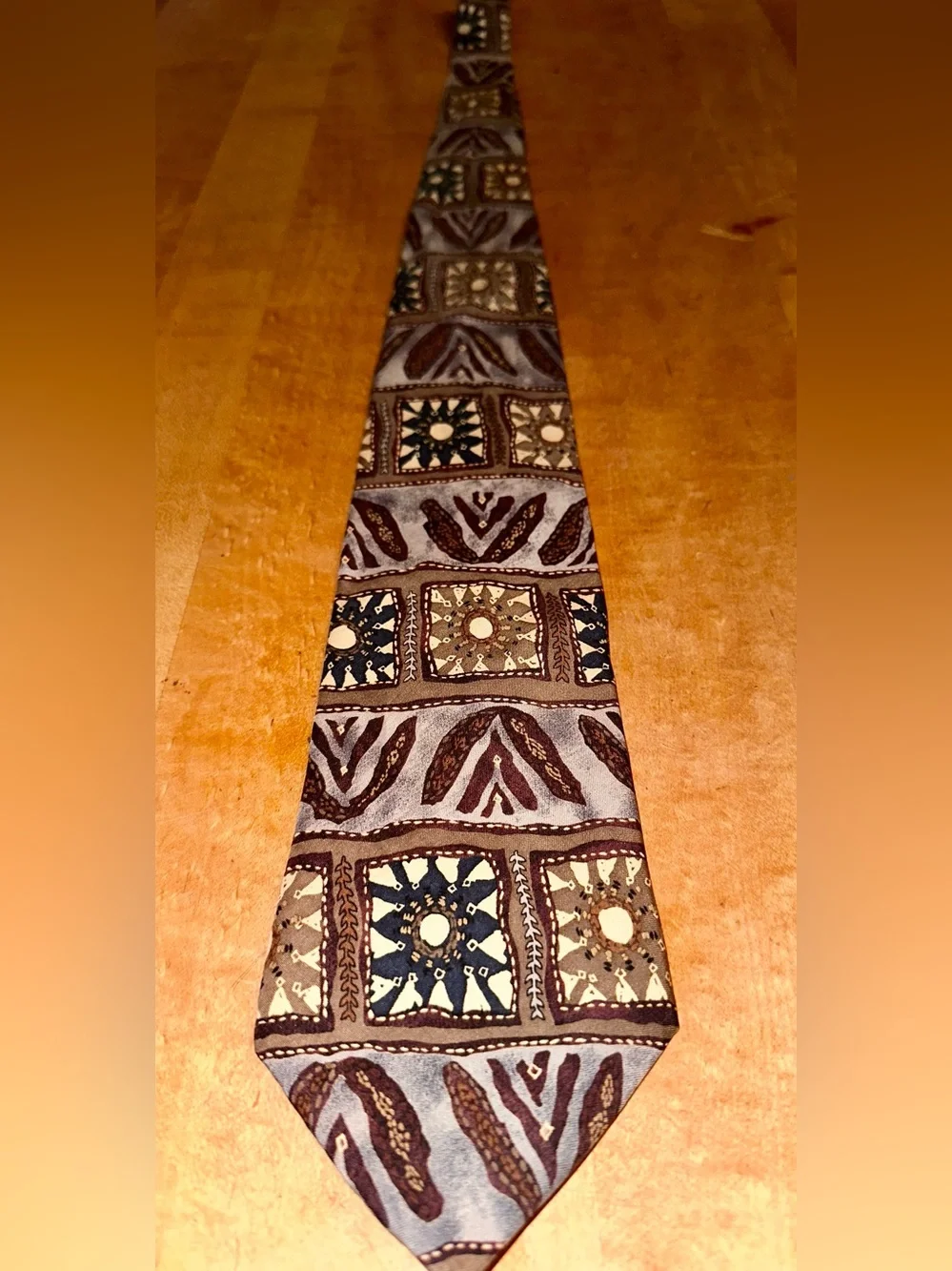 Venanzi tribal batik